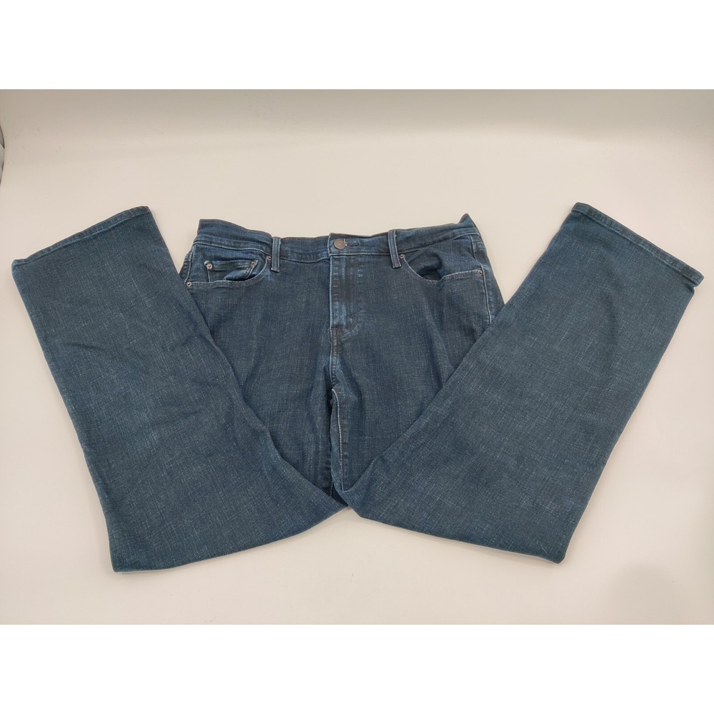 Levi‎ Strauss Co Womens Bootcut Jeans Dark Wash Classic Fit Denim Pants Size 31